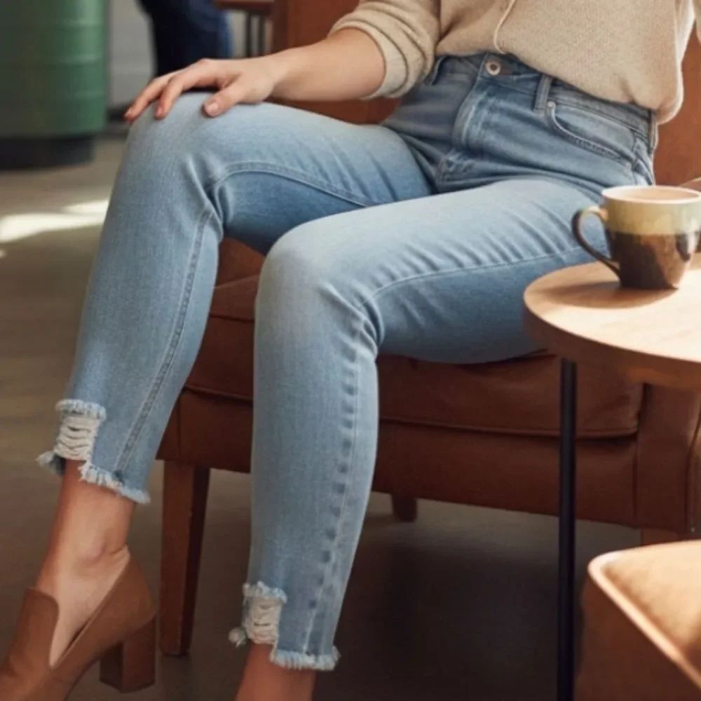 New without tag. Women's blue jeans.
